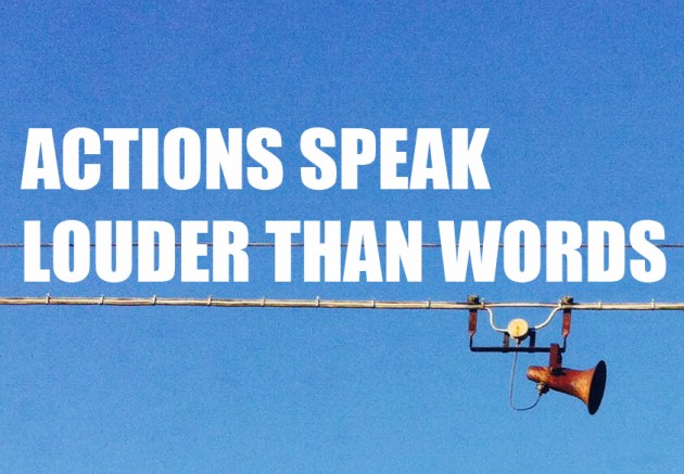 Esta fotografía, "Actions speak", es una versión de "Creative Commons Speaker Wires" de ictusoculi, modificada bajo CC de "Actions Speak" con la licenciada CC de pistoconhuevo.